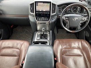 Toyota Land Cruiser ZX