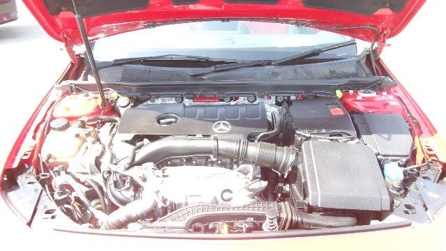 Mercedes Benz CLA 250